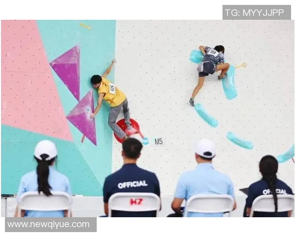 成都攀岩队的默契配合与攀岩技巧探讨 成都攀岩队的默契配合与攀岩技巧探讨