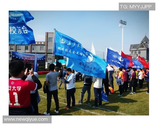 杭州足球队的包夹战术解析与深度剖析 杭州足球队的包夹战术解析与深度剖析