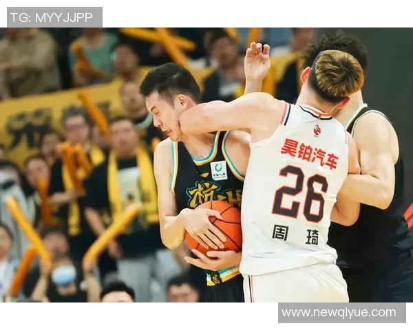 任骏飞领衔新赛季篮球盛宴展现全能实力助力球队冲击更高荣誉 任骏飞领衔新赛季篮球盛宴展现全能实力助力球队冲击更高荣誉